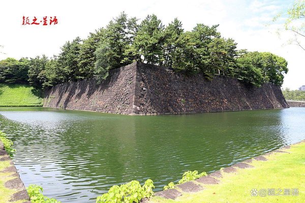 明利配资端 日本天皇居住的地方：皇居